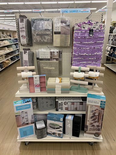 Home Goods Store «Tuesday Morning», reviews and photos, 12694 Perkins Rd, Baton Rouge, LA 70810, USA