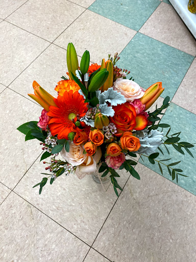 Florist «Morton Grove Florist», reviews and photos, 5741 Dempster St, Morton Grove, IL 60053, USA