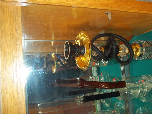 Tobacco Shop «Tobacco One Smoke Shop», reviews and photos, 1220 E Yorba Linda Blvd, Placentia, CA 92870, USA