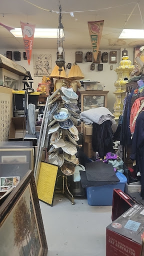 Antique Store «The Antique & Thrift Shop», reviews and photos, 100 Sunrise Hwy, Valley Stream, NY 11581, USA