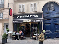 Bar du Restaurant italien Restaurant La Fontaine d'Italie à Paris - n°5