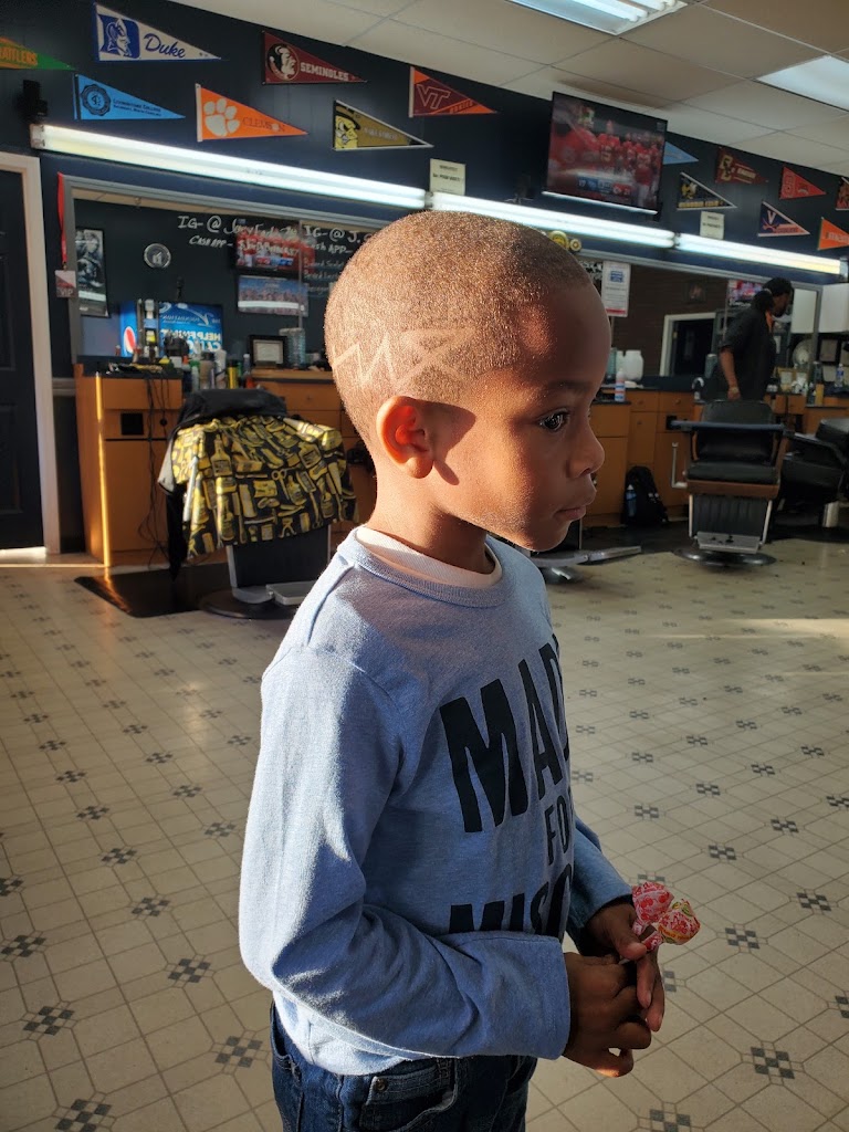 Public Barber Shop & Beauty 28382