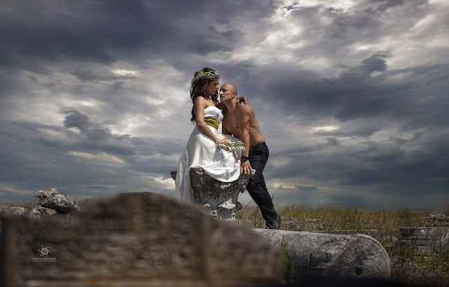 Dimitris Eustathiou wedding photography & cinematography