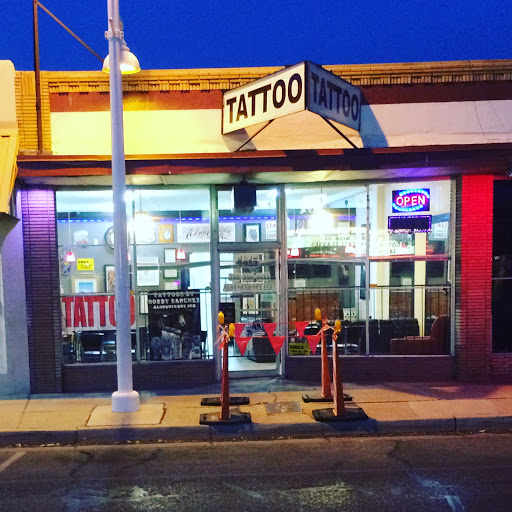 Explore gunslinger tattoo ideas, creative tattoo ideas in Albuquerque, available at Albuquerque Ink Tattoo