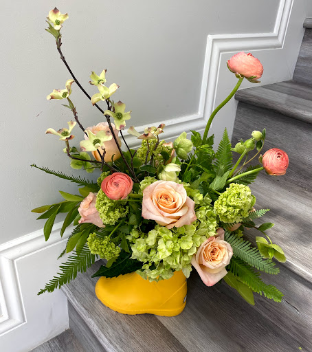 Florist «Fleur De Lis Florists», reviews and photos, 6588 Quinton Ln, Tujunga, CA 91042, USA