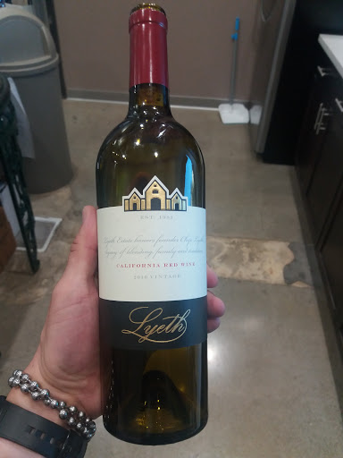 Wine Store «Wine of the Month Club», reviews and photos, 123 W Pomona Ave, Monrovia, CA 91016, USA