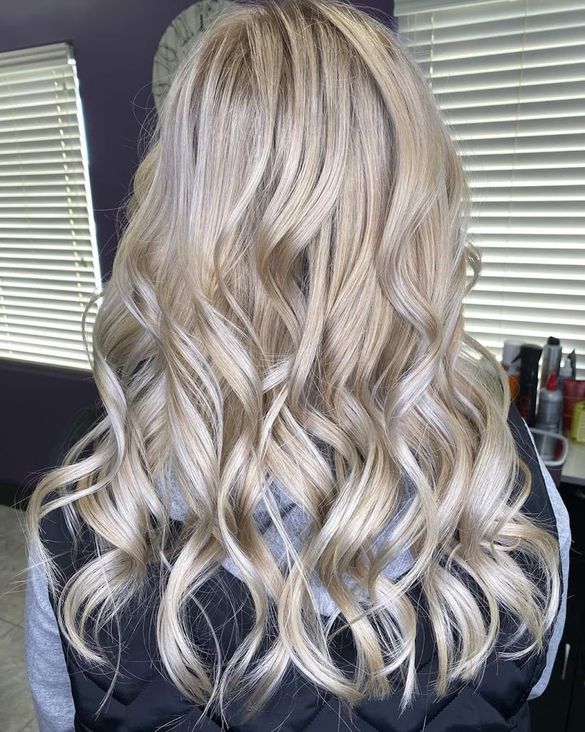Headcandy Salon 62420