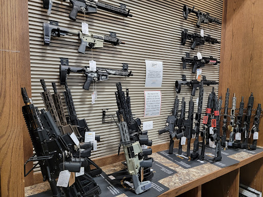 Gun Shop «Second Amendment Sports», reviews and photos, 3705 W Elm St, McHenry, IL 60050, USA