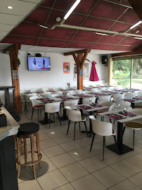 Atmosphère du Restaurant L' Entrepotes à Garlin - n°10