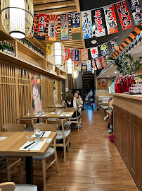 Atmosphère du Restaurant servant des nouilles udon Manpuku à Paris - n°13