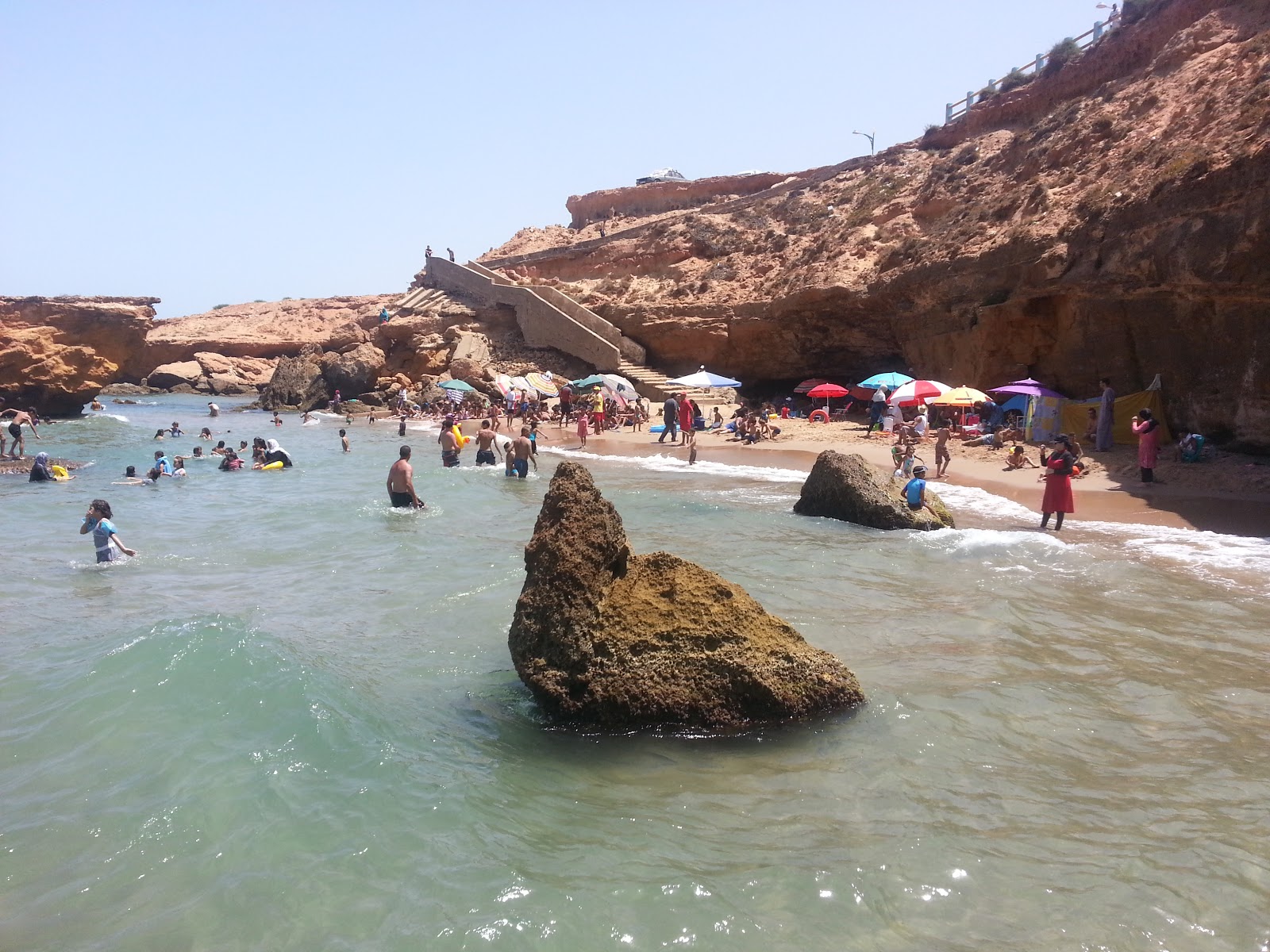 Foto van Sidi el-Ajal beach met turquoise puur water oppervlakte