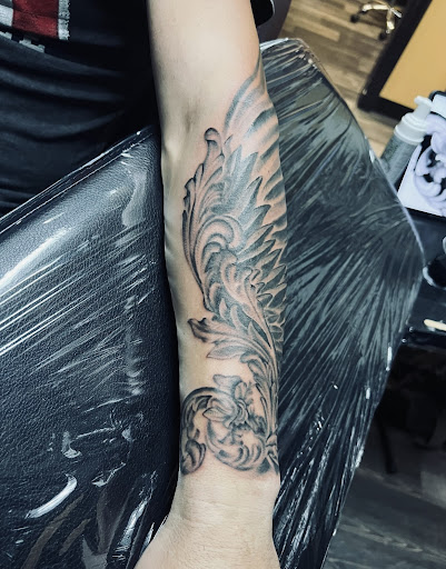 Explore head tattoo ideas for men, creative tattoo ideas in Warner Robins, available at Untold Pain Tattoo Studio