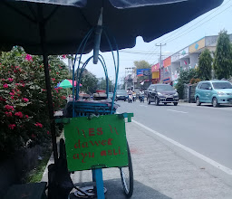 Warung es kelapa muda photo