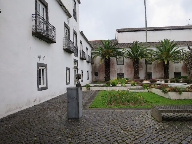 Biblioteca Pública e Arquivo Regional de Ponta Delgada