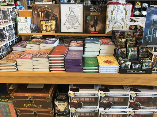 Book Store «Books-A-Million», reviews and photos, 6601 Edwardsville Crossing Dr, Edwardsville, IL 62045, USA