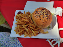 Plats et boissons du Restaurant de hamburgers Foods Truck Burger à Saint-Ouen-l'Aumône - n°1