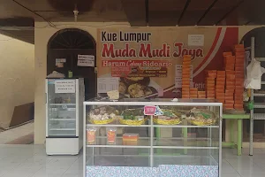 Kue Lumpur Muda Mudi Jaya image