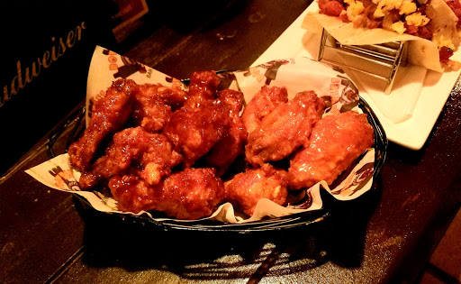 Bottles Restaurant, 8 Imam Agusto Cl, Victoria Island, Lagos, Nigeria, Chicken Wings Restaurant, state Ondo
