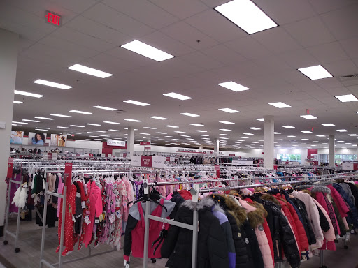 Clothing Store «Burlington Coat Factory», reviews and photos, 155 US-130, Cinnaminson, NJ 08077, USA