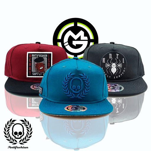 MUNDO DE GORRAS: Macroplaza