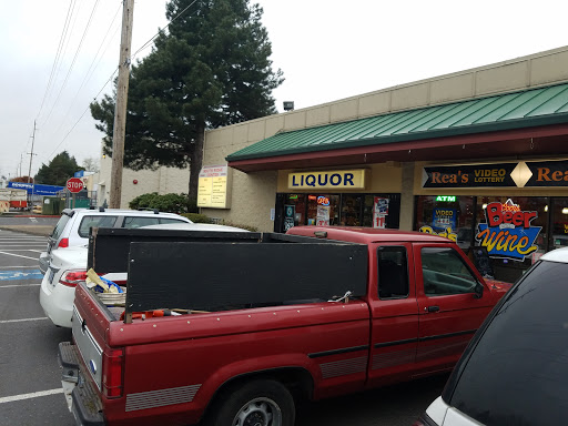 Liquor Store «Oregon City Liquor Store», reviews and photos, 1678 Beavercreek Rd Q, Oregon City, OR 97045, USA