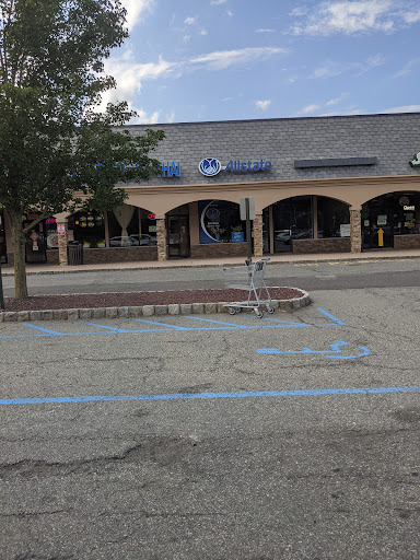 Shopping Mall «Lyons Mall», reviews and photos, 26 Lyons Mall, Basking Ridge, NJ 07920, USA