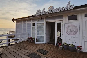 Molo Busola Kawiarnia Drinkbar Apartamenty na Plaży image