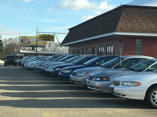 Used Car Dealer «Retek Auto Sales», reviews and photos, 1801 West State Route 120, McHenry, IL 60051, USA