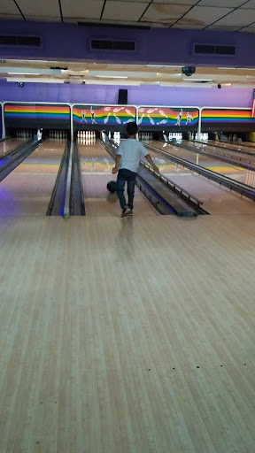 Bowling Alley «Melody Lanes», reviews and photos, 1018 N Main St, Madisonville, KY 42431, USA