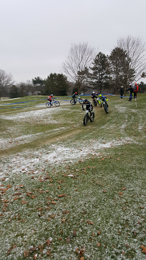 Golf Course «Indian Trails Golf Course», reviews and photos, 2776 Kalamazoo Avenue Southeast, Grand Rapids, MI 49507, USA