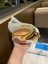 Cheeseburger du Restauration rapide McDonald's à Bréal-sous-Montfort - n°13