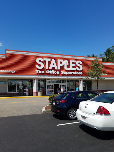 Office Supply Store «Staples», reviews and photos, 284 Hartford Ave, Bellingham, MA 02019, USA