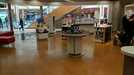 Cell Phone Store «Verizon», reviews and photos, 99 Rockingham Park Blvd Park Blvd Rockingham Mall, Salem, NH 03079, USA