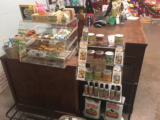Pet Supply Store «Wags & Whiskers - West Nashville», reviews and photos, 3731 Charlotte Ave, Nashville, TN 37209, USA