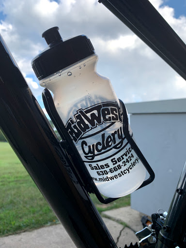 Bicycle Store «Midwest Cyclery», reviews and photos, 117 E Front St, Wheaton, IL 60187, USA