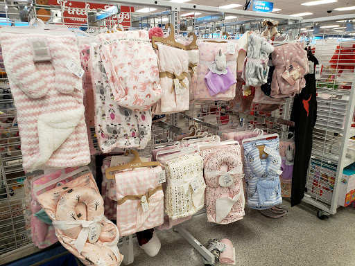 Clothing Store «Ross Dress for Less», reviews and photos, 340 W Kettleman Ln, Lodi, CA 95240, USA