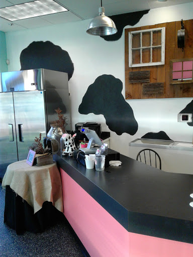 Ice Cream Shop «Udder Delights», reviews and photos, 1385 E Warner Rd #103, Gilbert, AZ 85296, USA