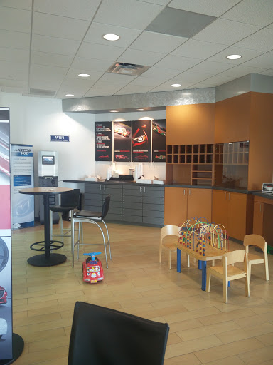 Mazda Dealer «Hiley Mazda of Hurst», reviews and photos, 625 NE Loop 820, Hurst, TX 76053, USA