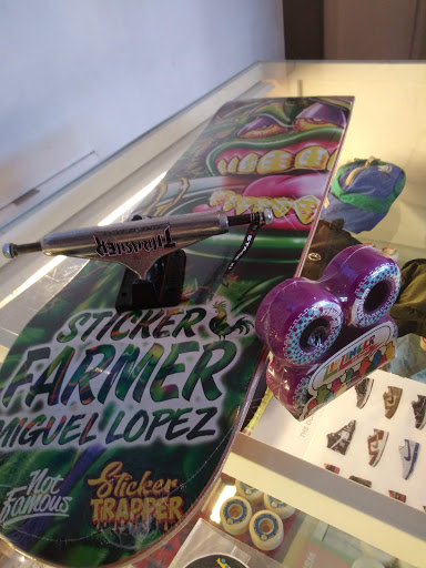 Skateboard Shop «Atlas Skateboard Store», reviews and photos, 209 2nd Ave, San Mateo, CA 94401, USA