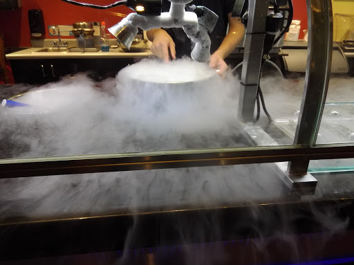 Frozen Yogurt Shop «Sub Zero Ice Cream and Yogurt», reviews and photos, 5612 South 900 East, Murray, UT 84107, USA