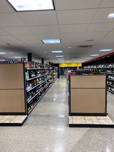 Liquor Store «Tosa Wine and Spirits», reviews and photos, 11500 W North Ave, Wauwatosa, WI 53226, USA