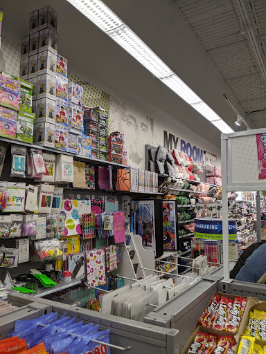 Variety Store «Five Below», reviews and photos, 8261 Gateway Overlook, Elkridge, MD 21075, USA