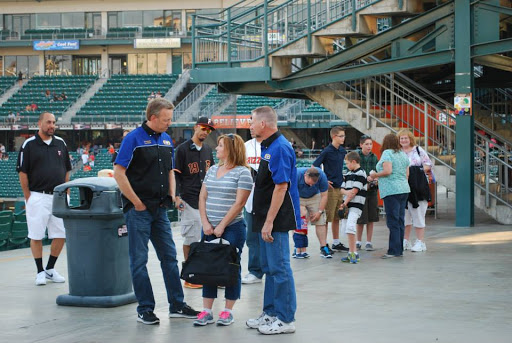 Auto Repair Shop «Rasmussen Auto Repair», reviews and photos, 1023 N Maple Ave, Fresno, CA 93702, USA