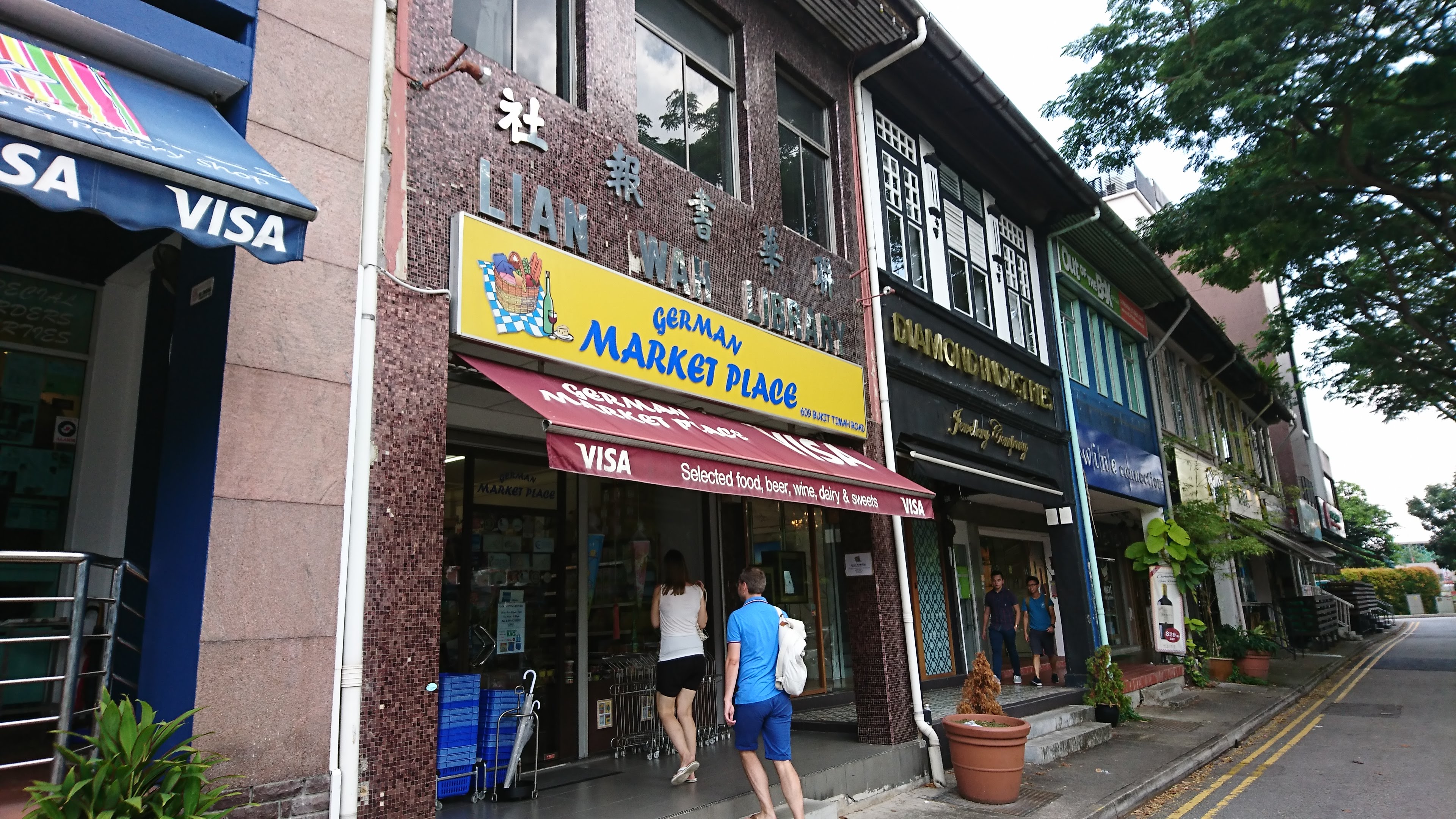 AF1QipMyVm8DhHPEQyC2f4xIiuWA4rFW5OddTmKmg6Uv=s0