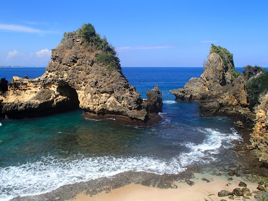 Sari Goang Beach