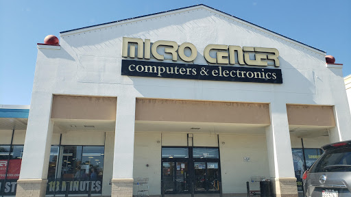Computer Store «Micro Center», reviews and photos, 1957 E Joppa Rd, Parkville, MD 21234, USA