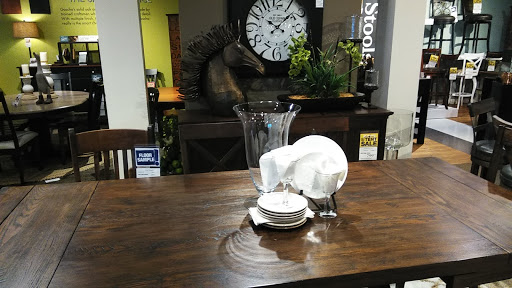 Furniture Store «Art Van Furniture», reviews and photos, 6500 E 14 Mile Rd, Warren, MI 48092, USA