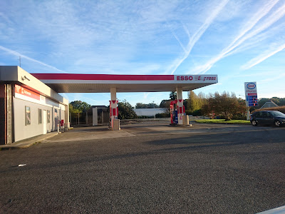 ESSO EXPRESS HIPPODROME PAU à Pau