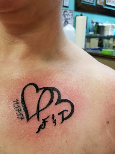 Tattoo Shop «West Coast Tattoo Parlor», reviews and photos, 5597 S Rainbow Blvd #120, Las Vegas, NV 89118, USA