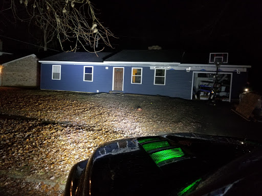 Roofing Contractor «DC Roofing and Exteriors», reviews and photos, 596 Metairie Dr Suite D, Greenwood, IN 46143, USA